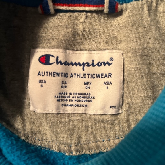 champion crewneck - Picture 2 of 3